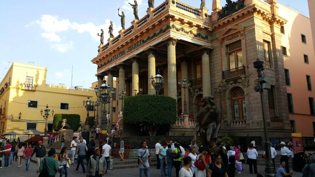 メキシコの世界遺産グアナファトにあるフアレス劇場