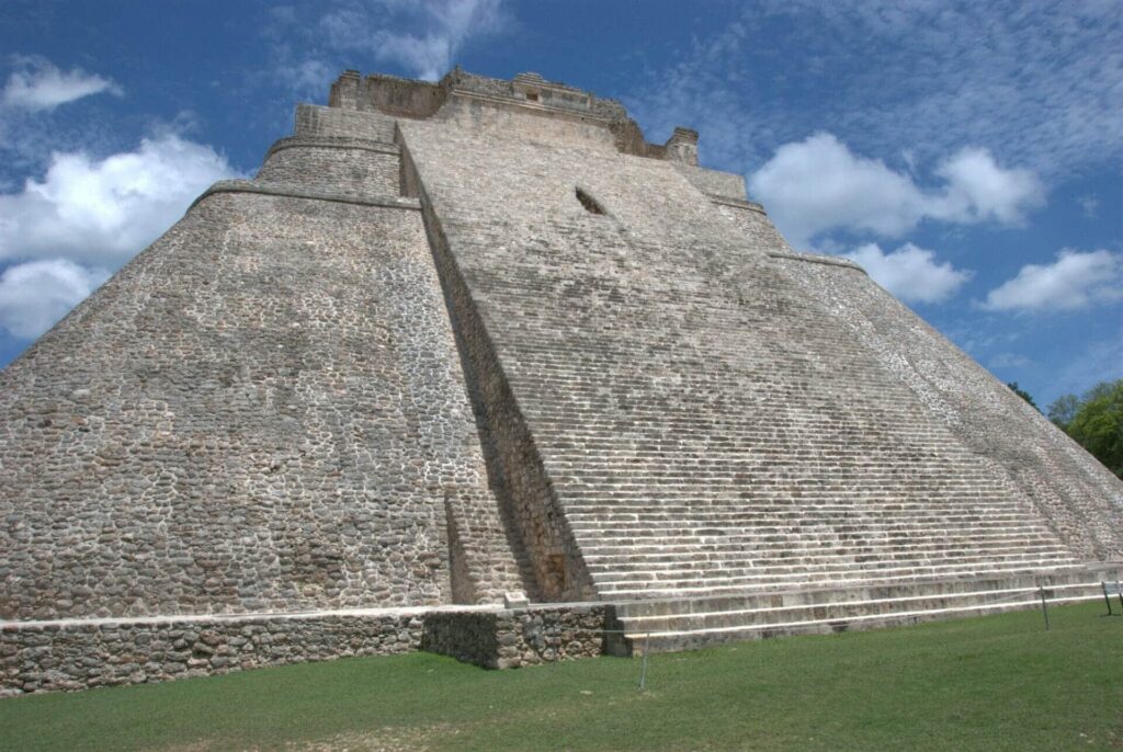 Uxmal - メキシコのプライベートツアー | MCT メキシコの世界遺産ウシュマル遺跡