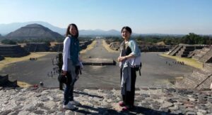 Yuri Yuko Teotihuacan - メキシコのプライベートツアー | MCT