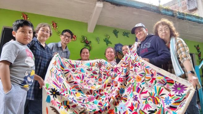 Bordado Otomi Kishimotosama - メキシコのプライベートツアー | MCT メキシコの伝統オトミ刺繍