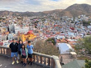 Usama6 - メキシコのプライベートツアー | MCT メキシコの世界遺産グアナファト市街の展望