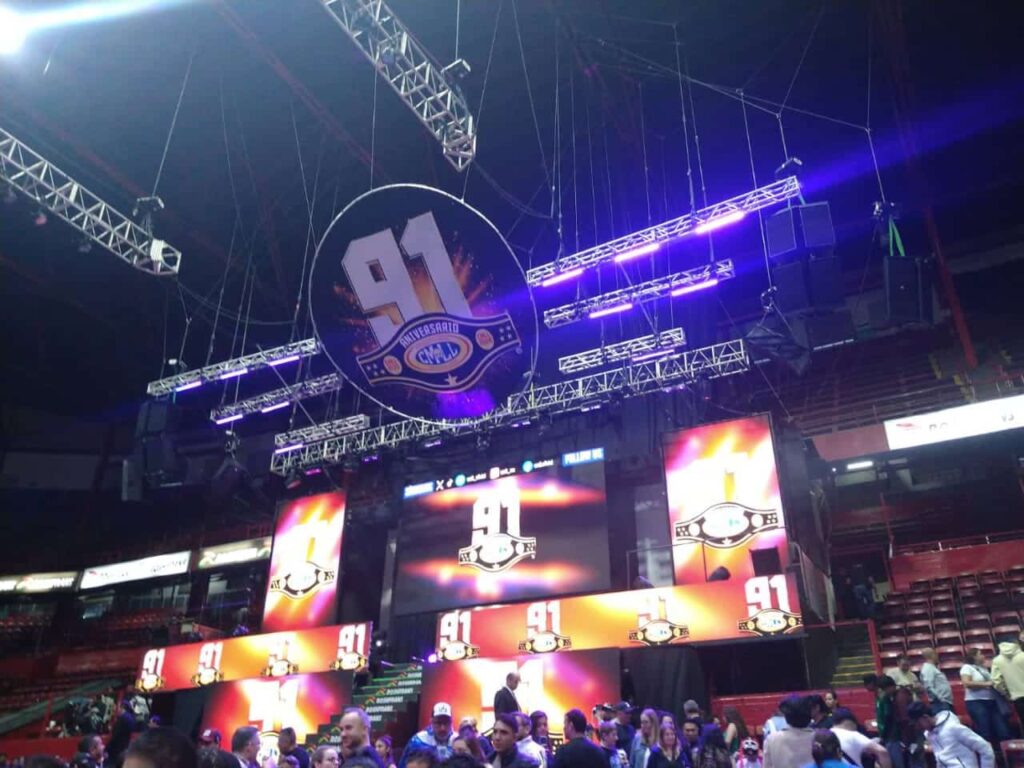 Satosama Lucha - メキシコのプライベートツアー | MCT メキシコのプロレス