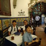 メキシコ日本人ツアーガイドの岩﨑功とお客様