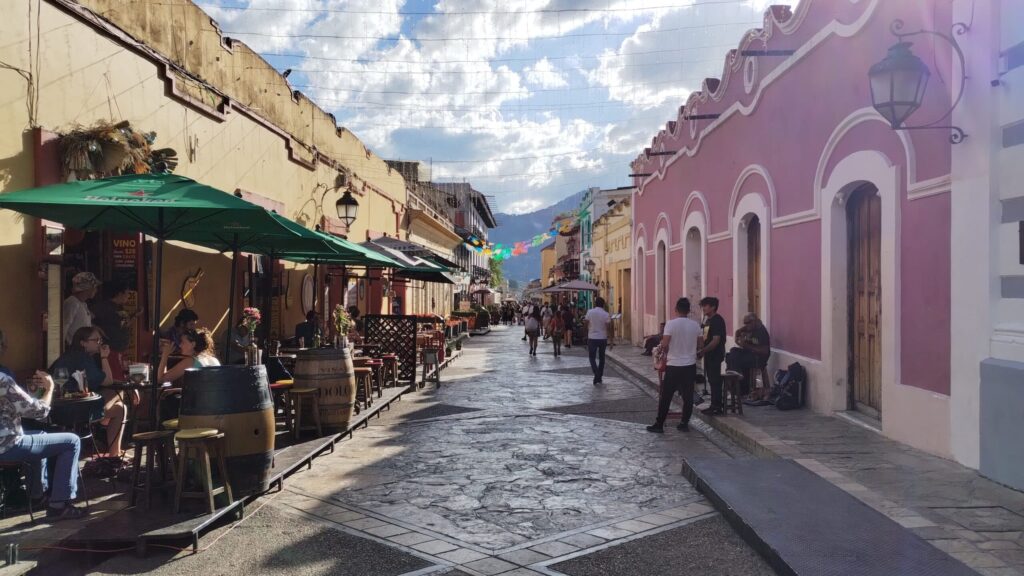 Sancristobal centro - メキシコのプライベートツアー | MCT メキシコのチアパス州サンクリストバルの街中
